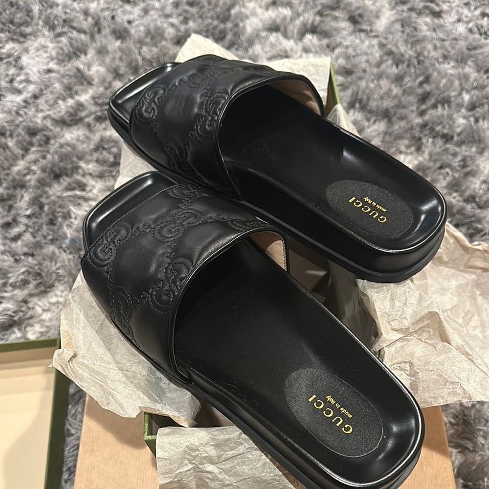 Gucci slides